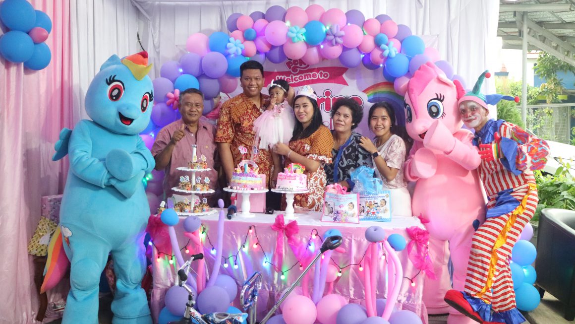 Katherine First Birthday Party, tema My Little Pony - Juragan Pesta ...